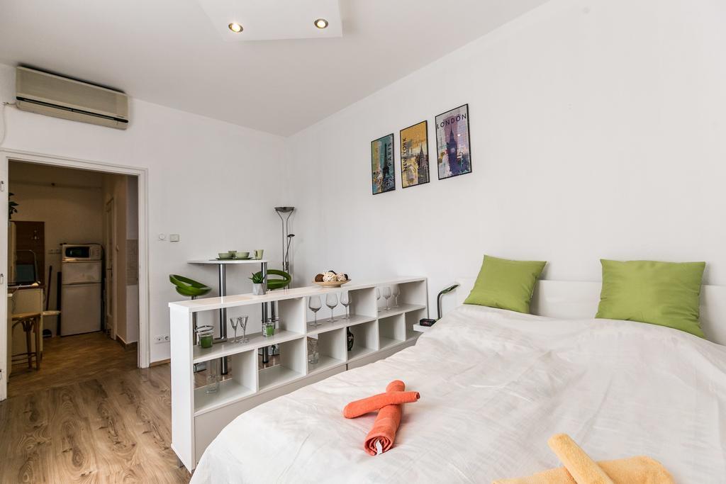 Balzac Apartment ブダペスト エクステリア 写真